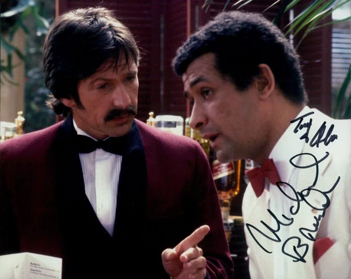 Dempsey & Makepeace autograph