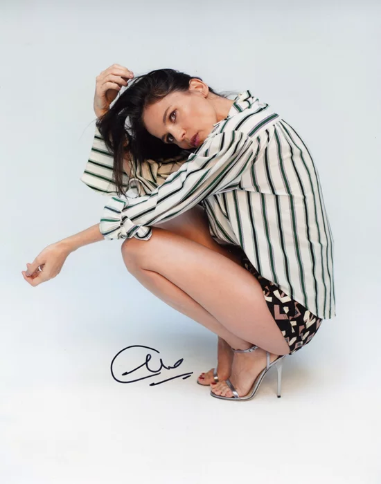 Elena Anaya autograph
