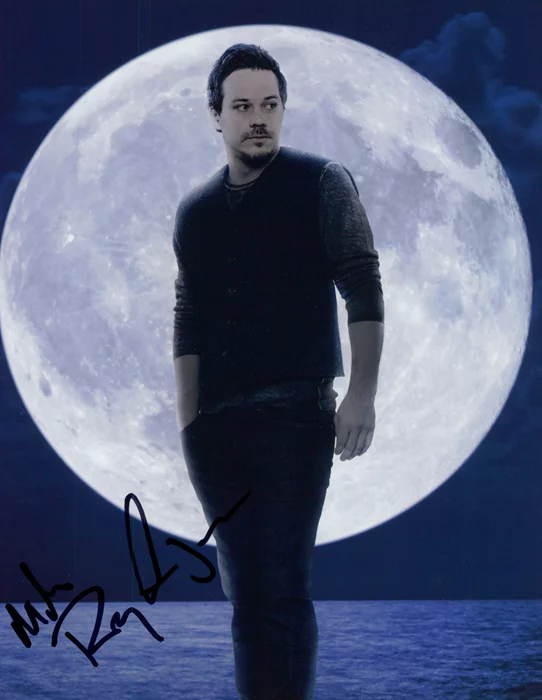 Michael Raymond-James autograph