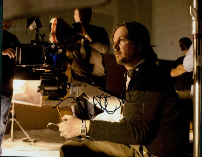 Matt Reeves autograph