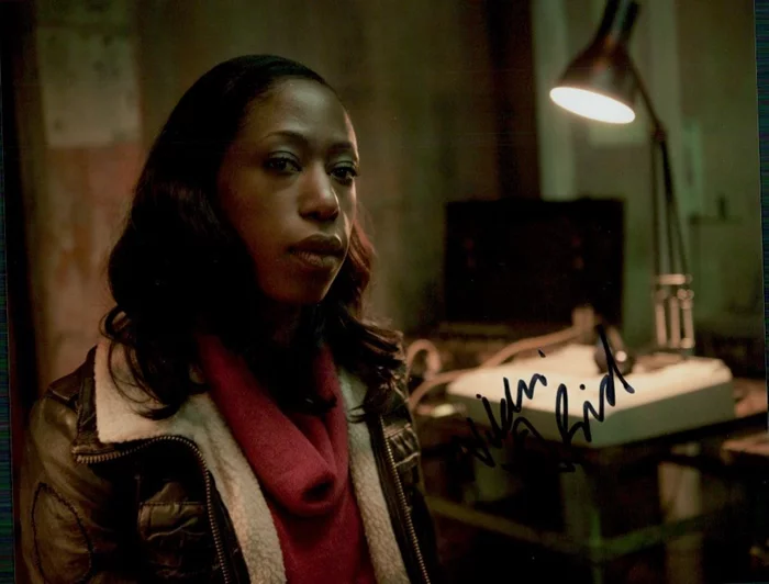 Nikki Amuka-Bird autograph
