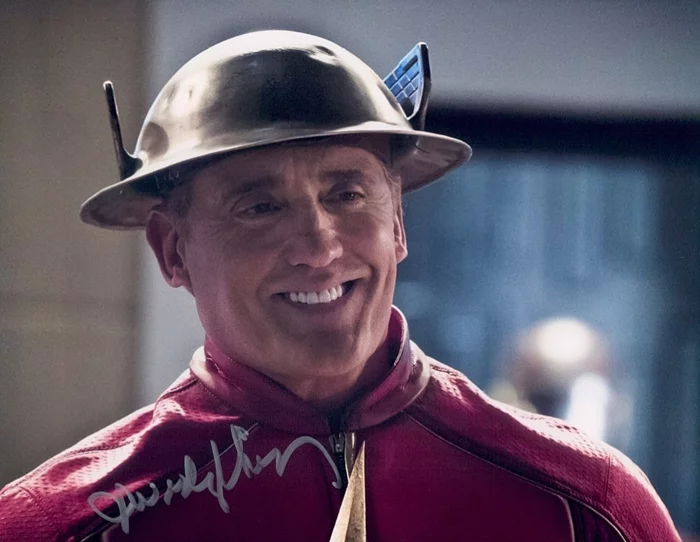John Wesley Shipp autograph