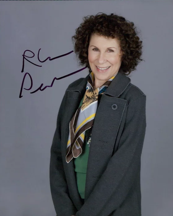 Rhea Perlman autograph
