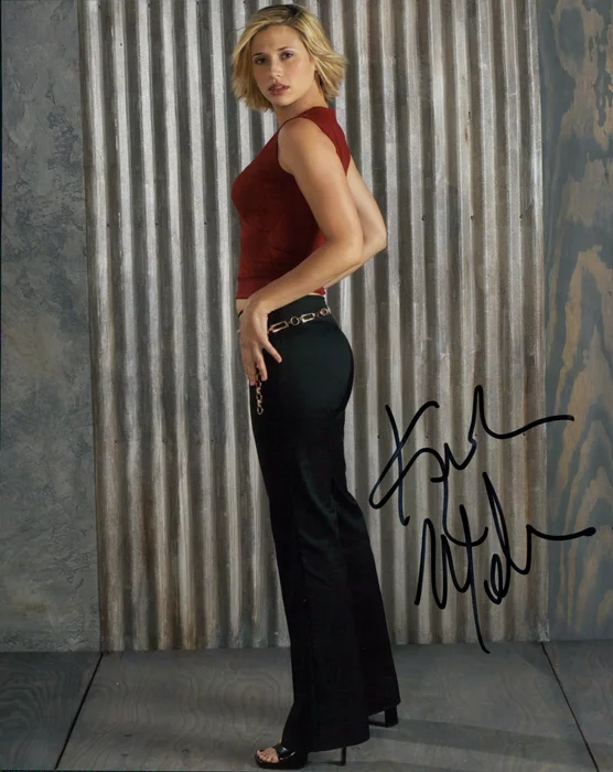 Kristen Miller autograph