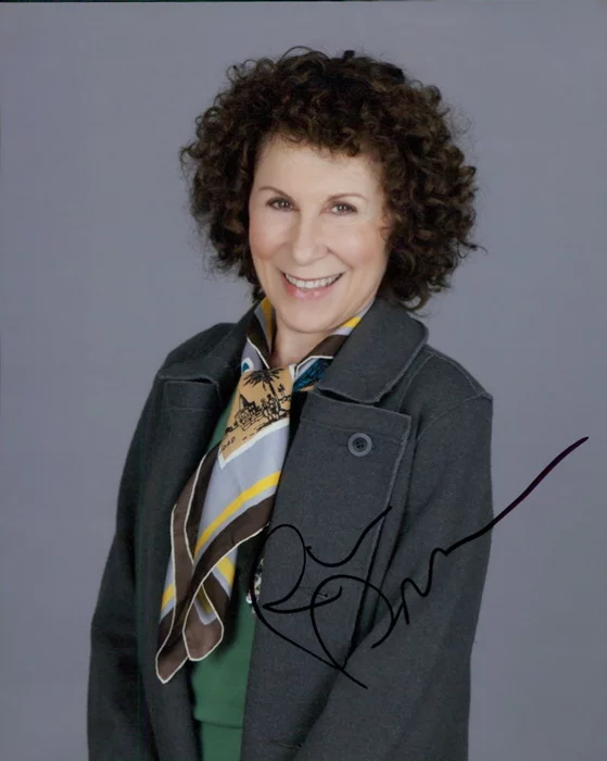 Rhea Perlman autograph