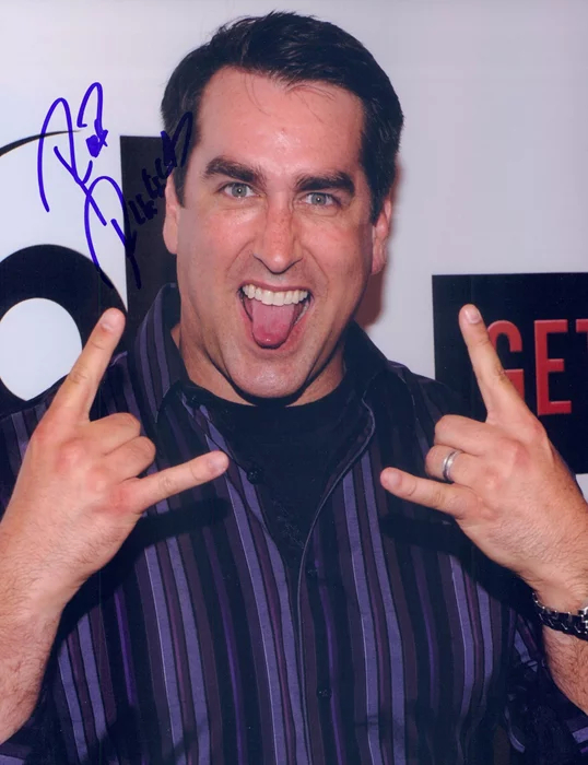 Rob Riggle autograph