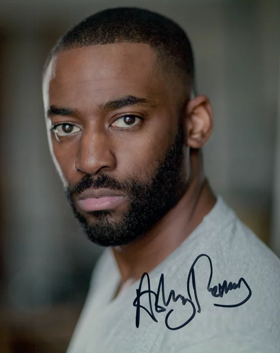 Ashley Thomas autograph