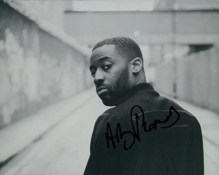 Ashley Thomas autograph