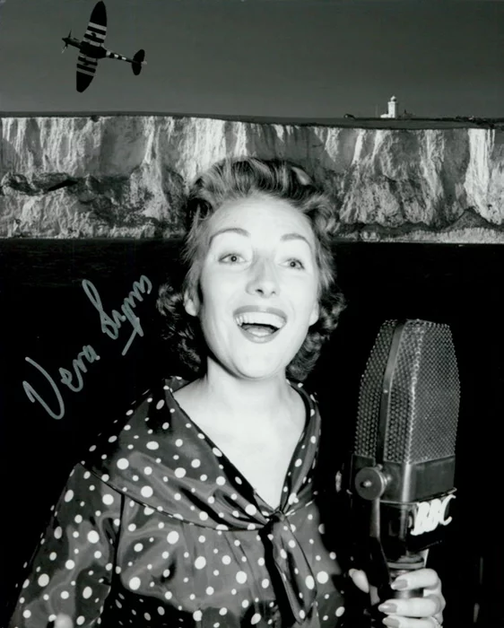 Vera Lynn autograph