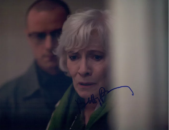 Betty Buckley autograph
