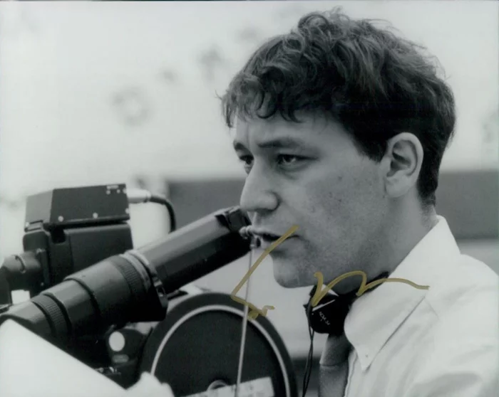 Sam Raimi autograph