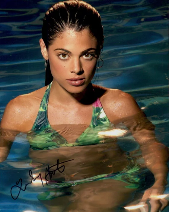 Lindsay Hartley autograph