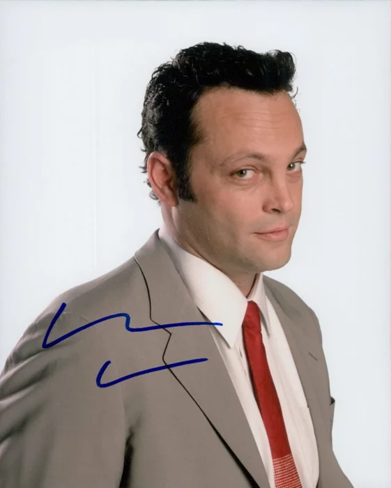 Vince Vaughn autograph