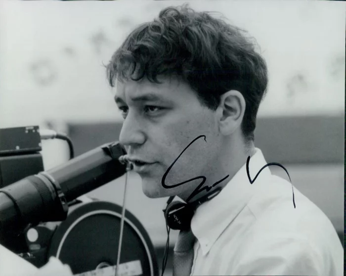 Sam Raimi autograph