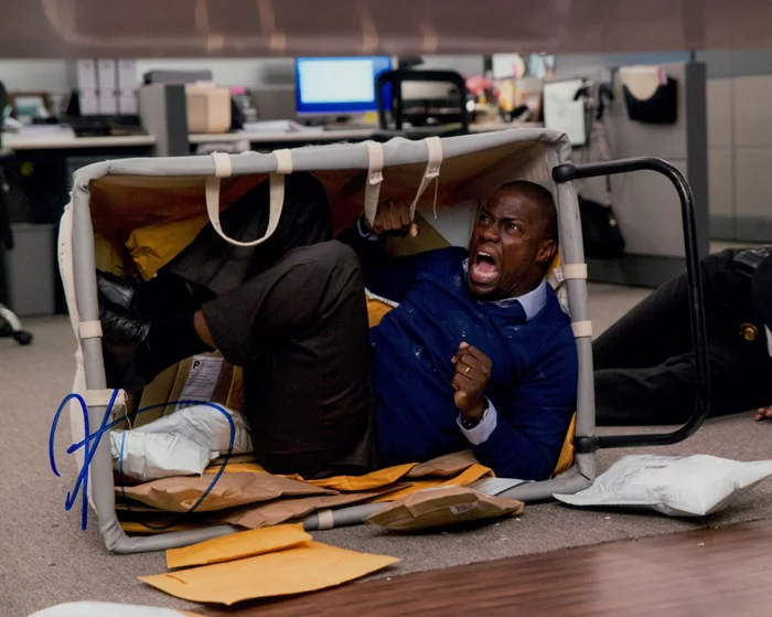 Kevin Hart autograph