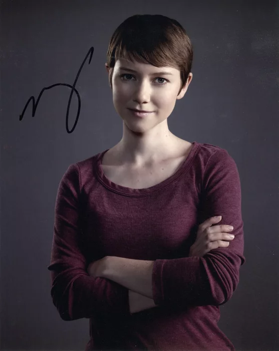 Valorie  Curry autograph