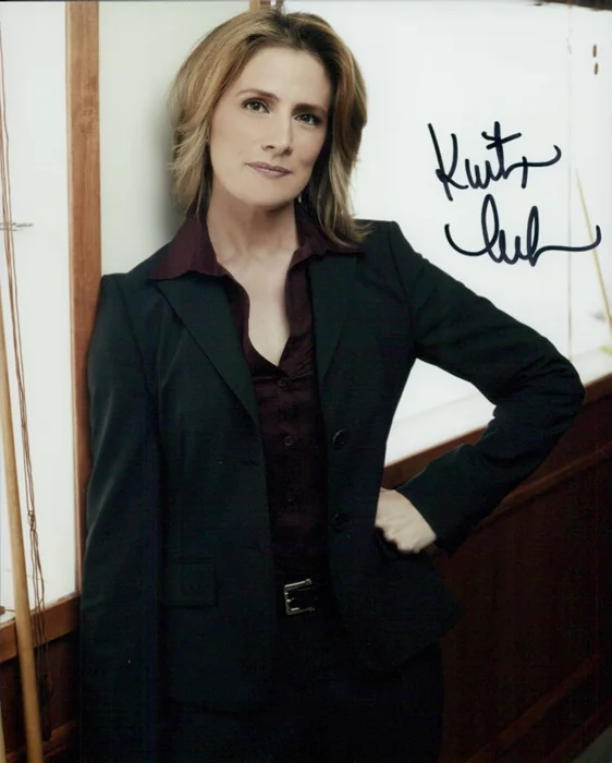 Kristen Nelson autograph