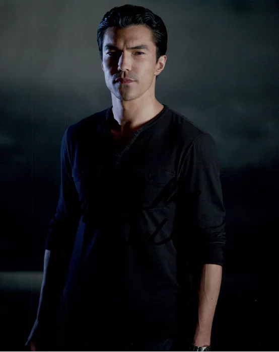 Ian Anthony Dale autograph