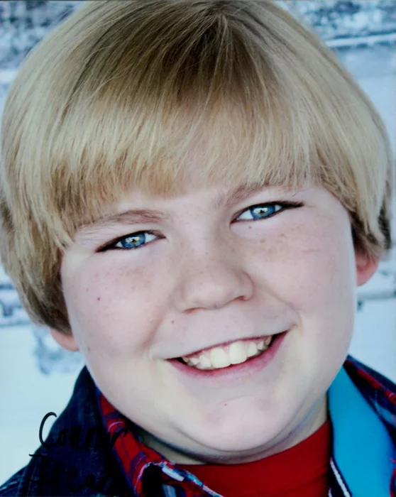 Connor Dean autograph