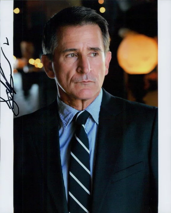 Anthony LaPaglia autograph