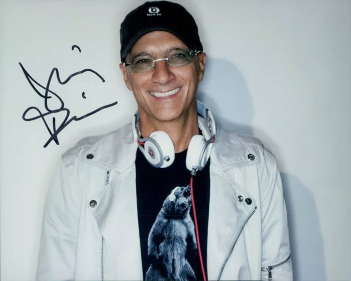 Jimmy Iovine autograph
