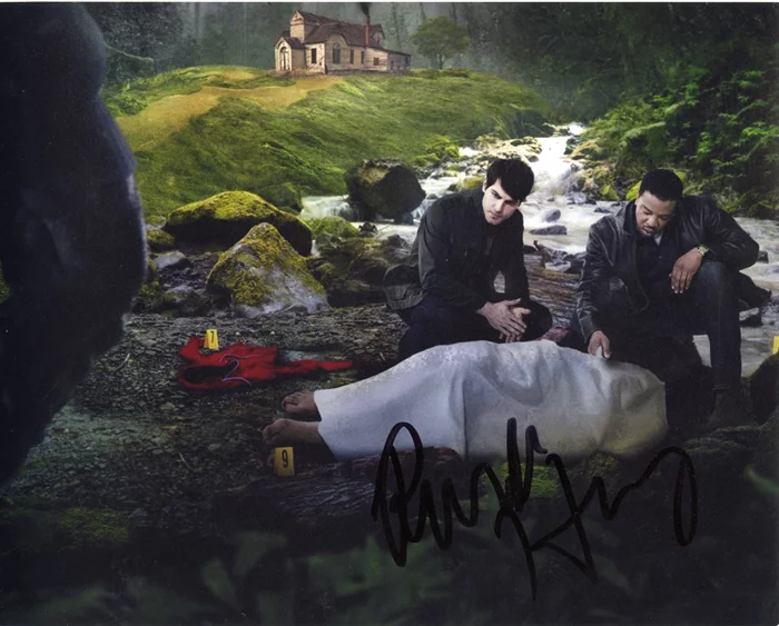 Russell Hornsby autograph