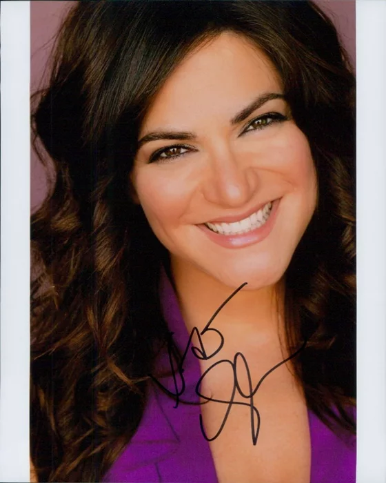 Shoshana Bean autograph
