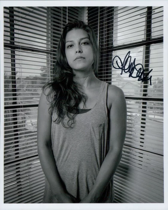 Iliana Carter autograph
