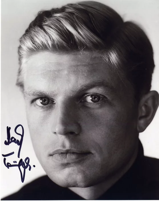Hardy Kruger autograph