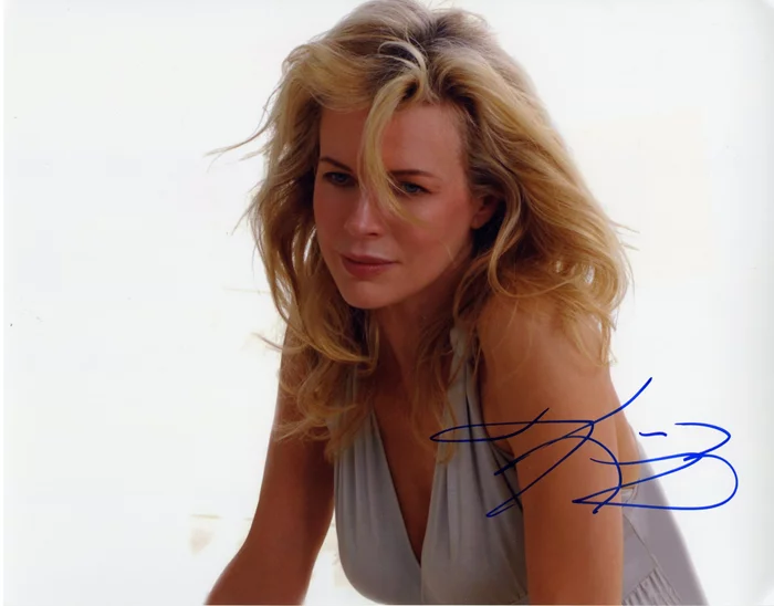 Kim Basinger autograph