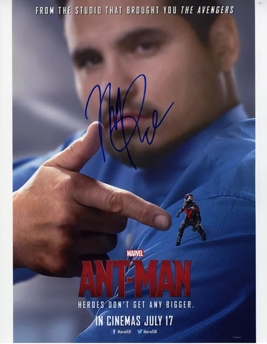 Michael Pena autograph