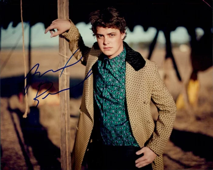 Israel Broussard autograph