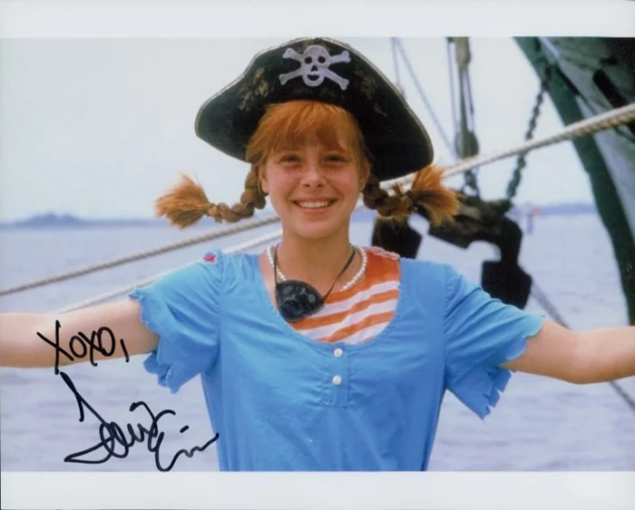 Tami Erin autograph