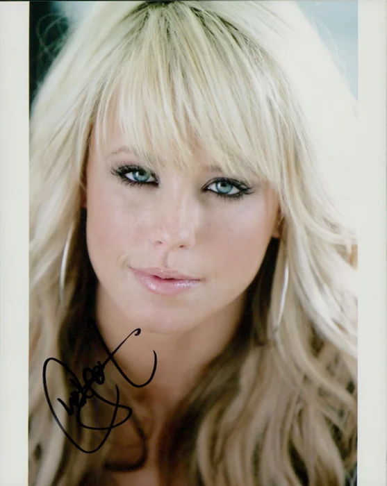 Chelsie Hightower autograph