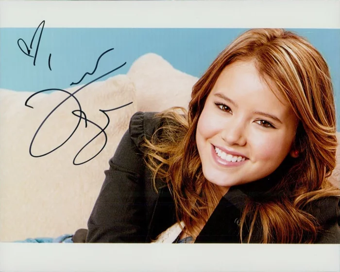 Taylor Spreitler autograph