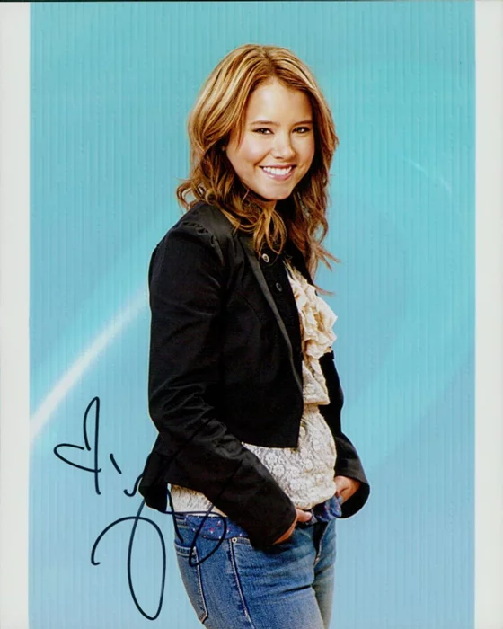 Taylor Spreitler autograph