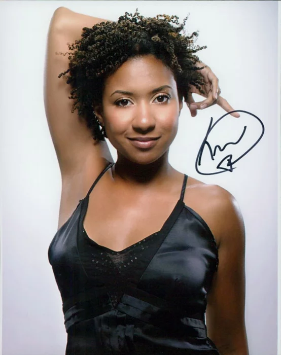 Tracie Thoms autograph