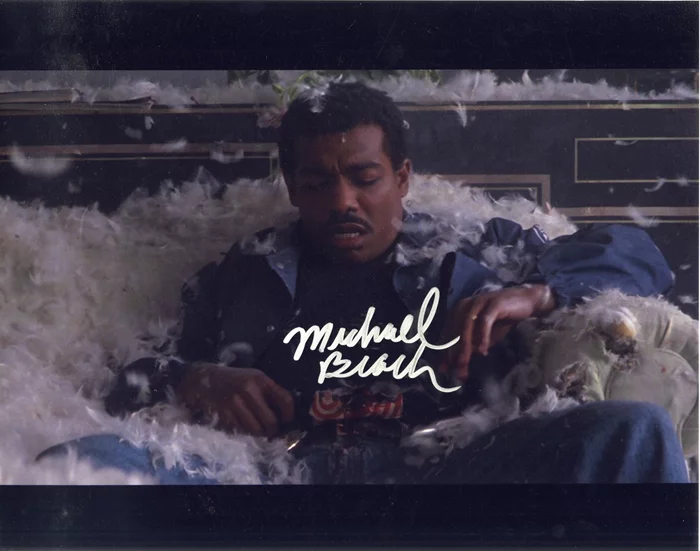 Michael Beach autograph