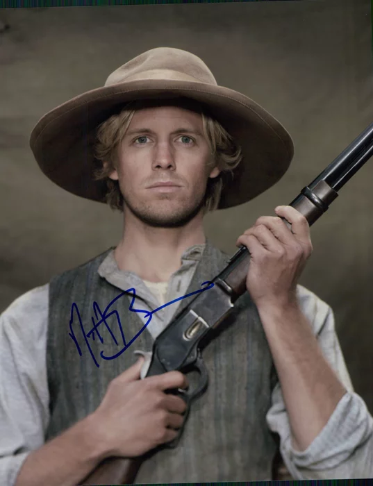 Matt Barr autograph