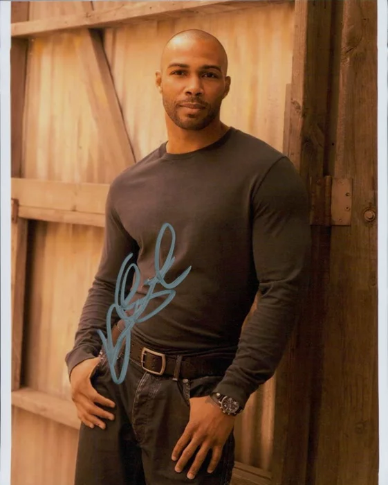 Omari Hardwick autograph