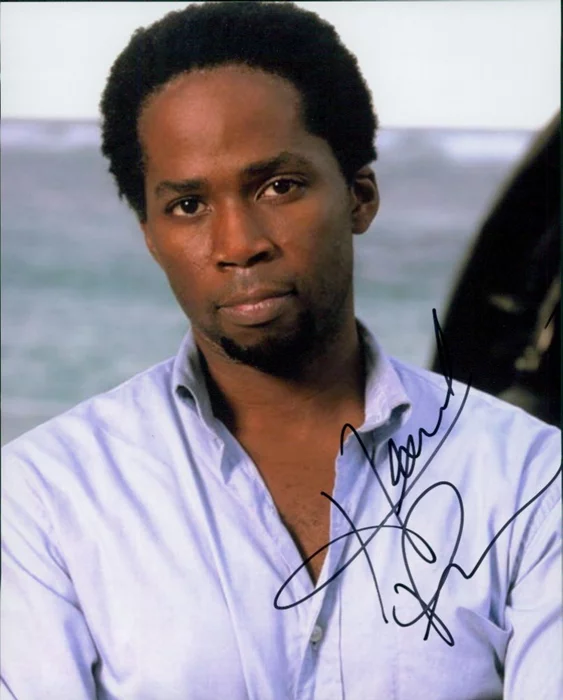 Harold Perrineau autograph