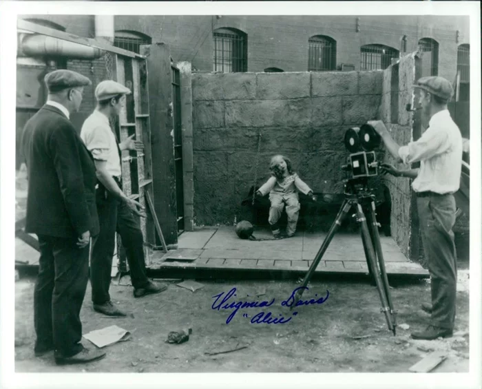 Virginia Davis autograph