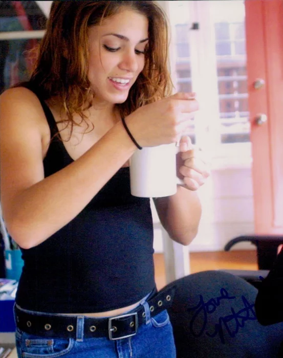 Nikki Reed autograph