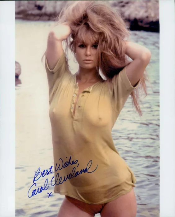Carol Cleveland autograph