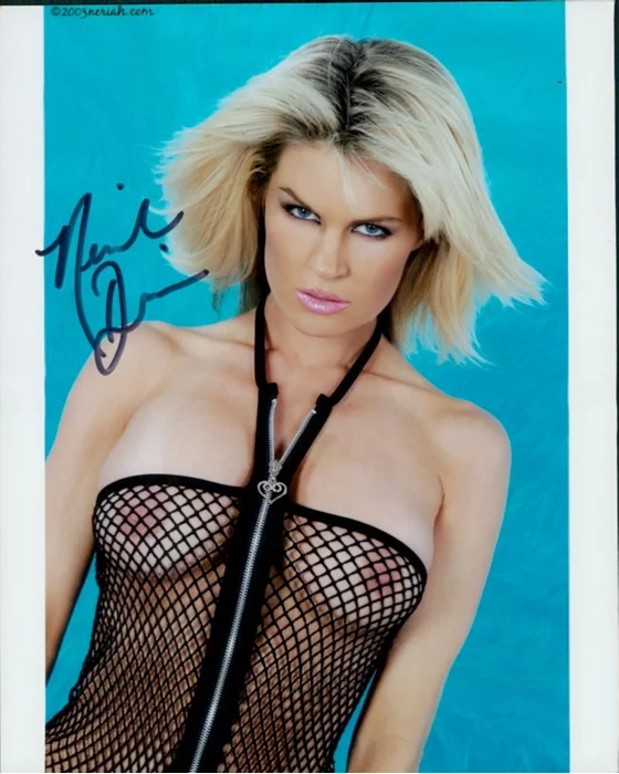 Neriah Davis autograph
