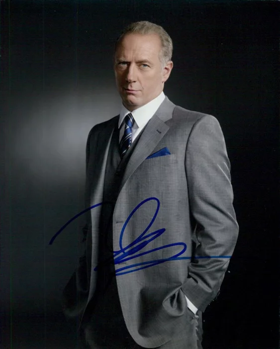 Xander Berkeley autograph