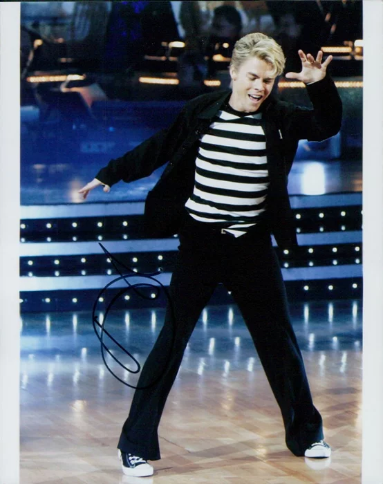 Derek Hough autograph
