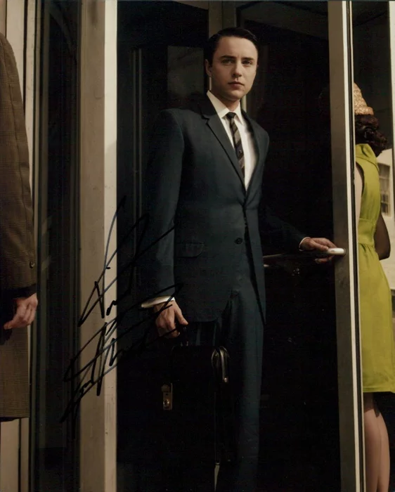 Vincent Kartheiser autograph
