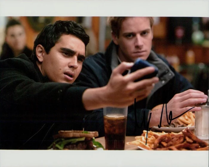 Max Minghella autograph