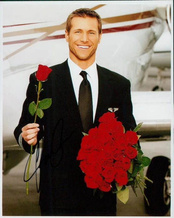 Jake Pavelka autograph